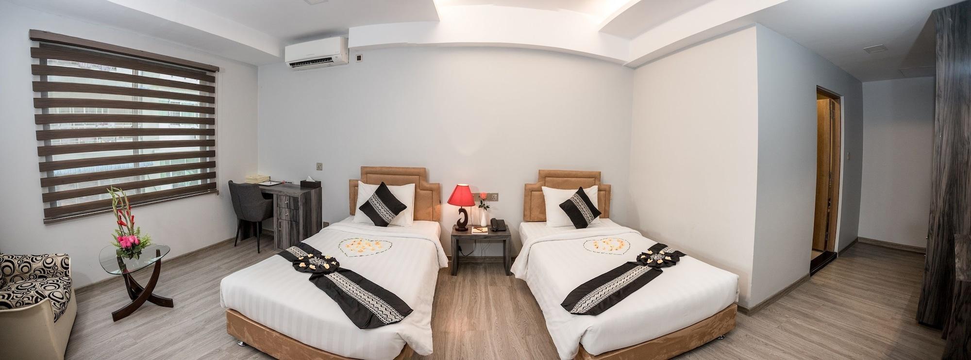 Elegant Hotel Pyi Thar Yar Yangon Exterior foto